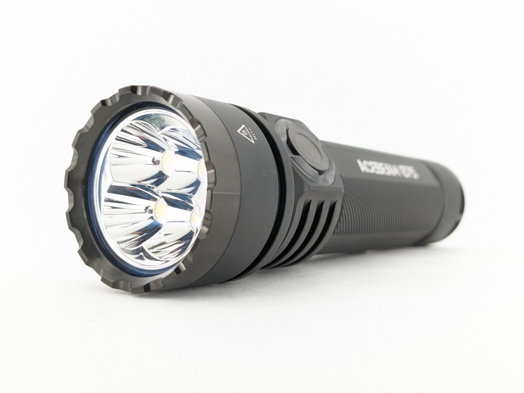 Acebeam E75 519A Review – Ultimate General-Purpose Flashlight?